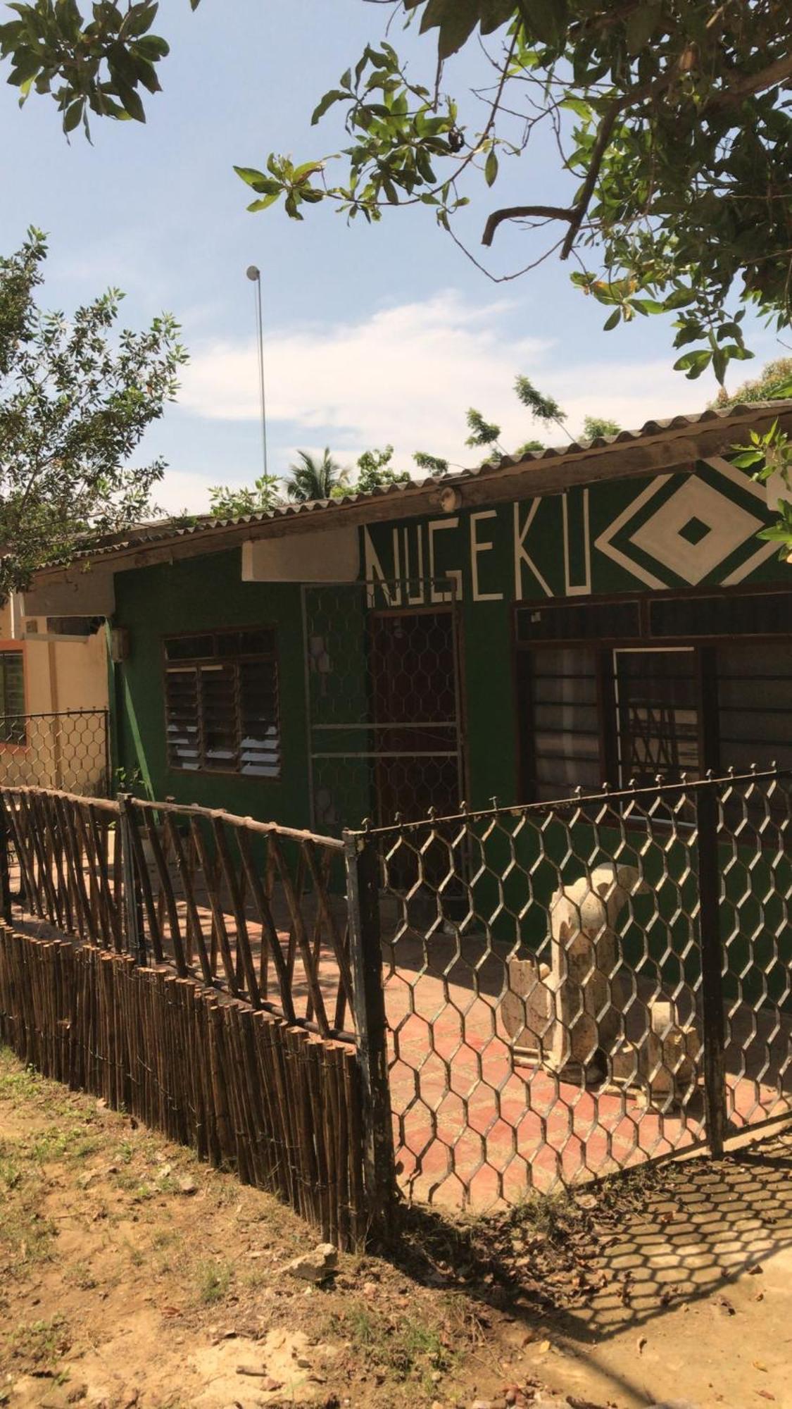 Hostel Nugeku Rincon Bagian luar foto