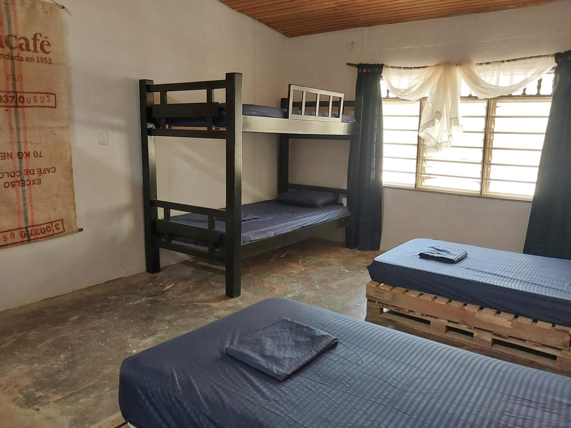 Hostel Nugeku Rincon Bagian luar foto