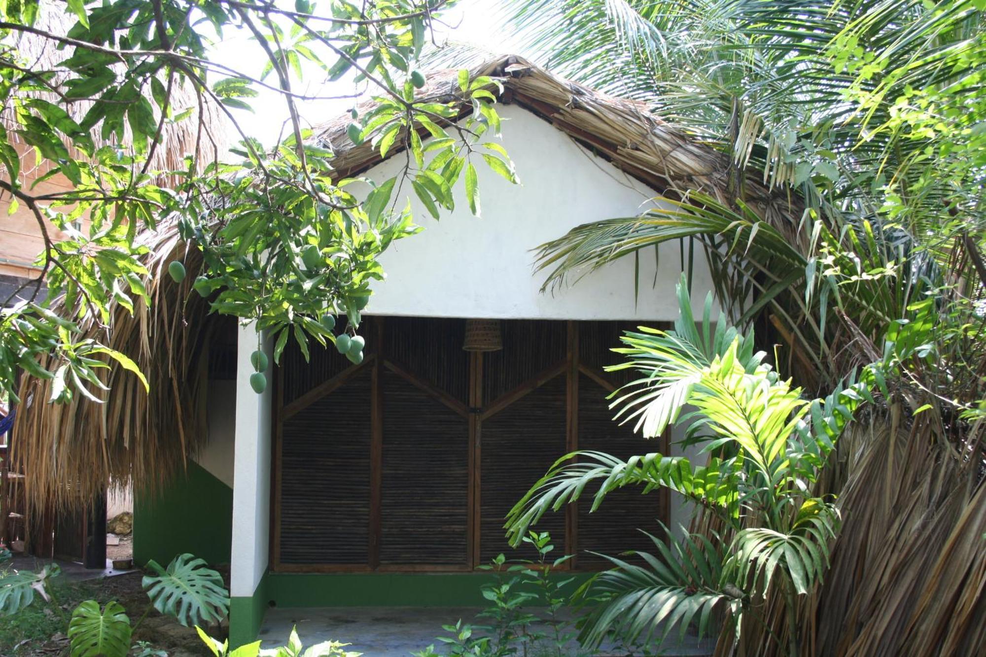 Hostel Nugeku Rincon Bagian luar foto